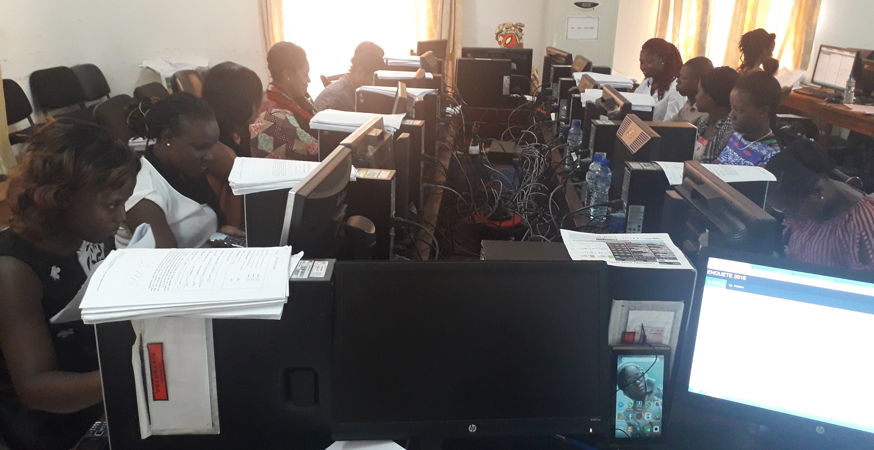 Séance de saisie et de traitement des données de l’emploi au Togo